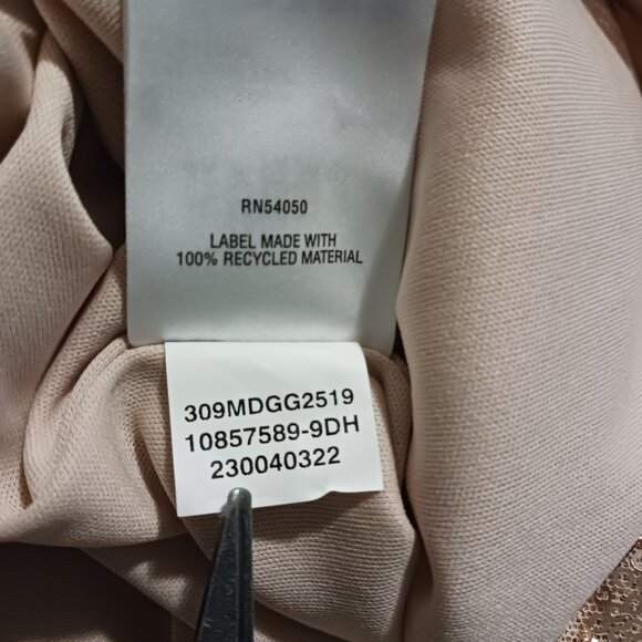 NEW Bar III Rose Gold Metallic Sequin‎ Mini Slip Dress Spaghetti Straps Size S - Picture 8 of 11